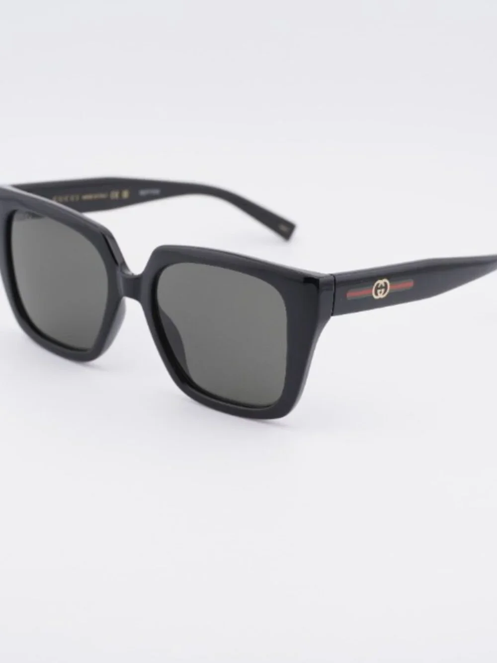 Gucci GG2102S 001 Sunglasses Black Square Frame, Grey Lenses